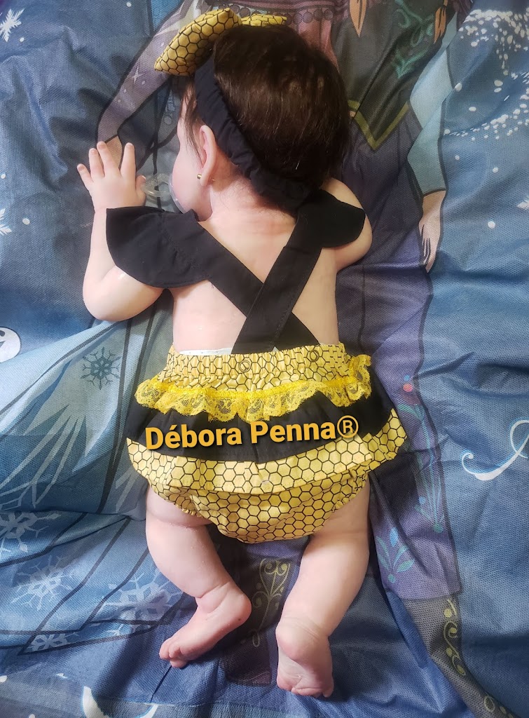 Boneca Bebe Reborn Menino e Menina Corpo de Silicone Pode Tomar Banho  Presente de Dia Das Crianças