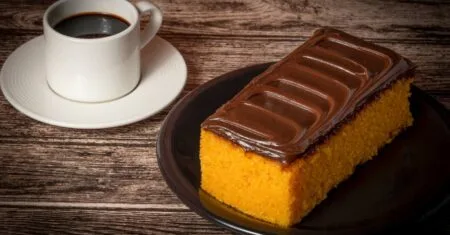 Bolo de Cenoura: Receita Fácil, Rápida e sem enrolação